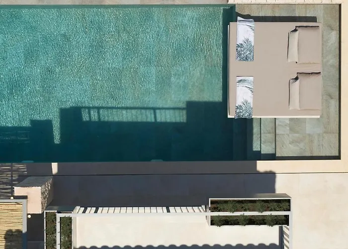 Willa Epiphany Lefkada *