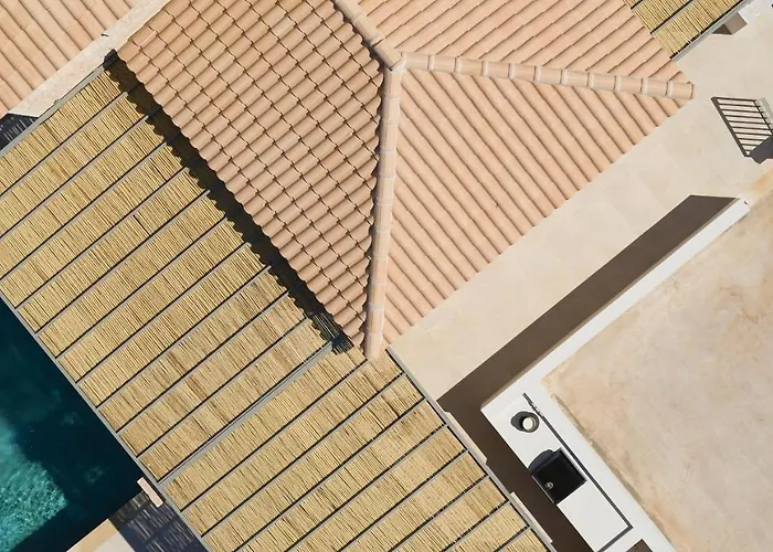 Willa Epiphany Lefkada *