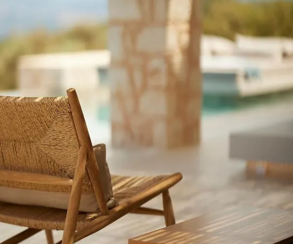 Willa Epiphany Lefkada Tsoukaládhes